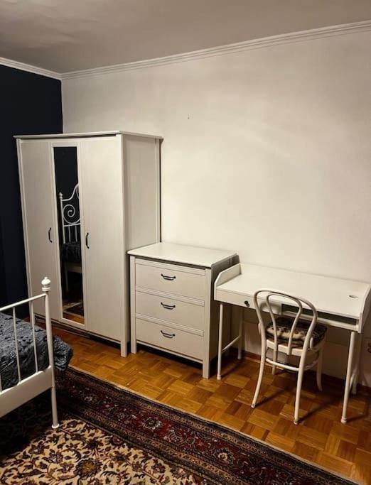 دوسلدورف Central Flat Near To Oldtown & Konigsallee المظهر الخارجي الصورة